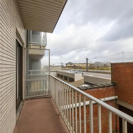 Apartment Stylish Seaside With Pool, Cleaning Included *